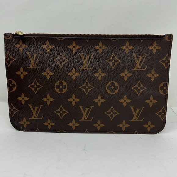 Louis Vuitton Monogram Beige Neverfull MM Zip Pouch Wristlet - Picture 2 of 16
